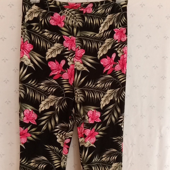 No Boundaries Bell Bottom Pants - Picture 2 of 6